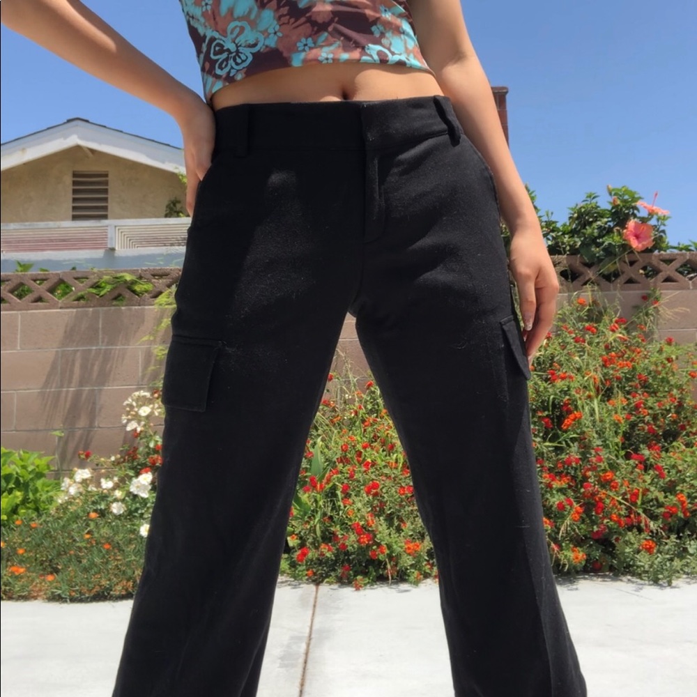 Black Mid Rise Cargo Pants